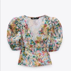 Zara satin effect floral cropped blouse Medium 2769/254